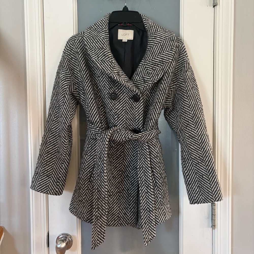 LOFT Women's Classic Black and White Herringbone Trench Coat